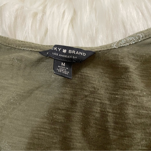 Lucky Brand top with flutter sleeves olive green medium - Picture 2 of 11